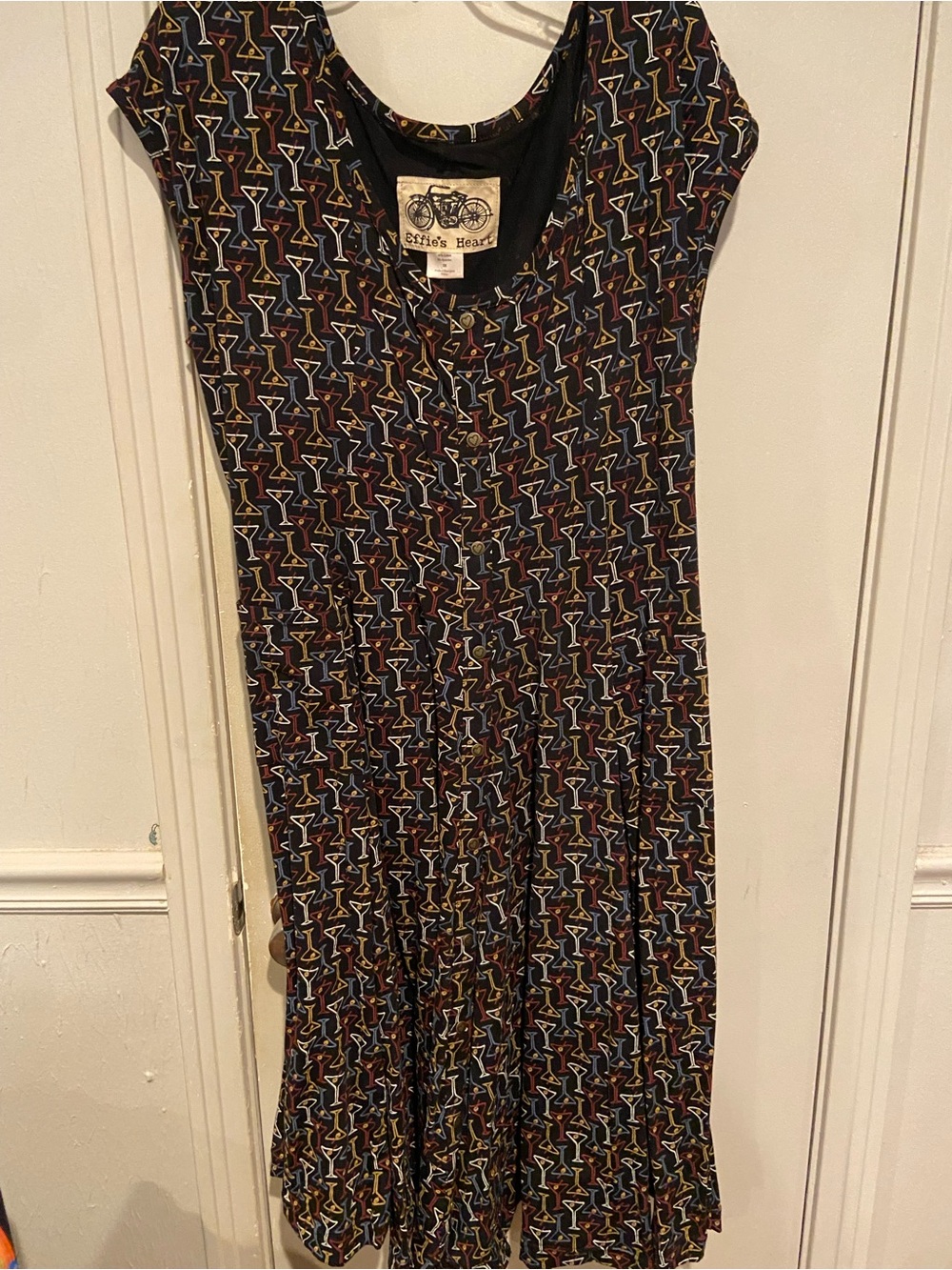 EUC Effie's Heart Black Cocktail Print Cap-Sleeve Dress